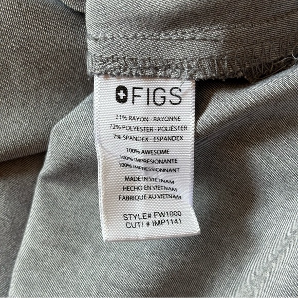 Figs Catarina One-Pocket Grey Scrub Top | Size Medium - Picture 7 of 8